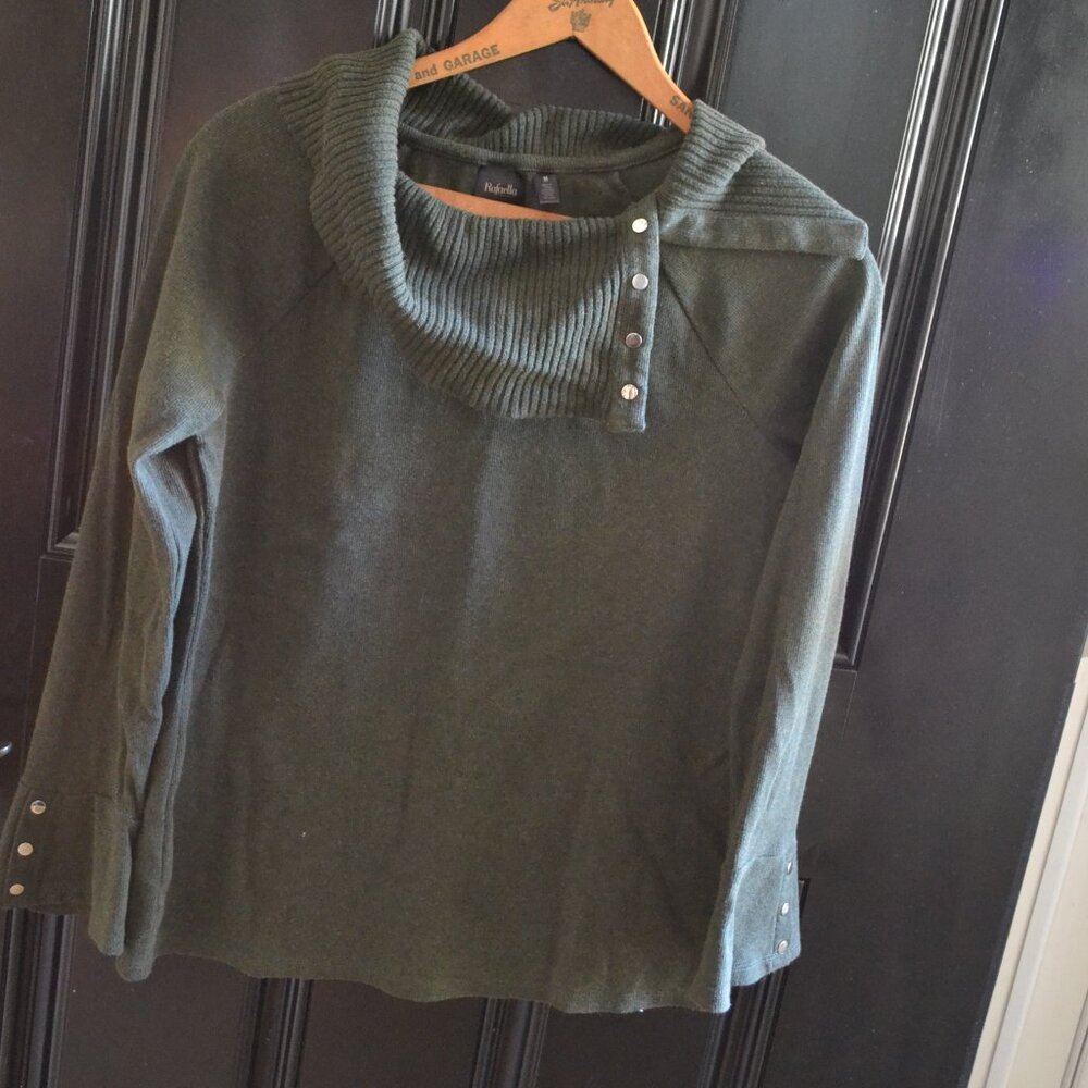 Rafaella sweater top